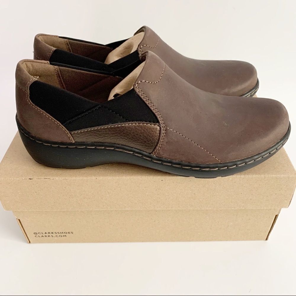 Clarks Cora Slip On Shoe - Picture 2 of 6